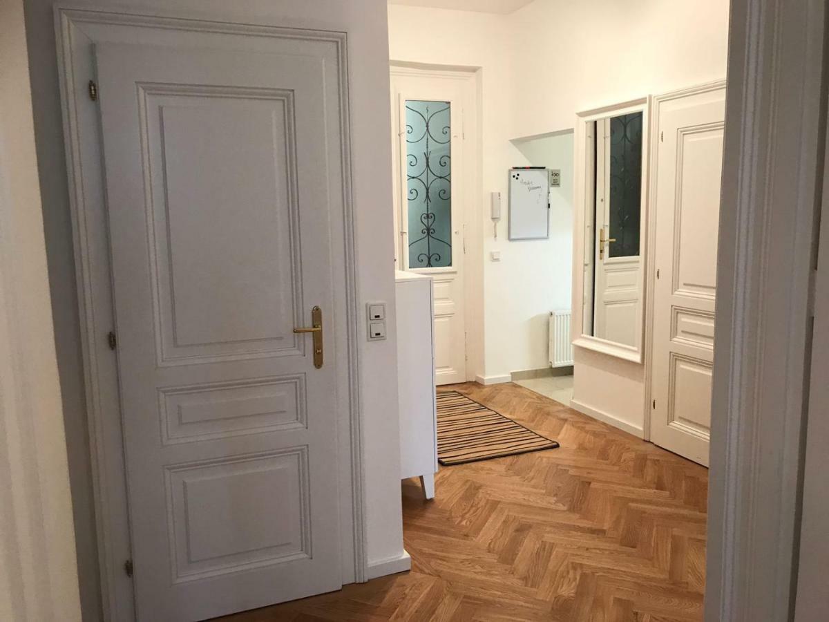 Leuhusen Orange Apartment Vienna Luaran gambar